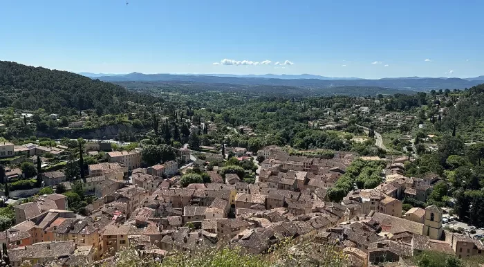 Charmes du pays varois : Foie gras et cascades
